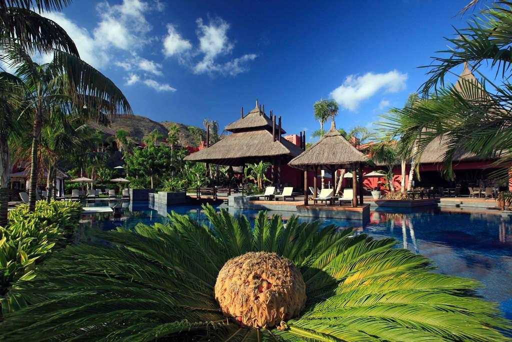 فندق إيشا جاردنز آند تاي سبا، إيه رويال هايدواي فينيسترات المرافق الصورة The Royal Paradise Hotel and Spa