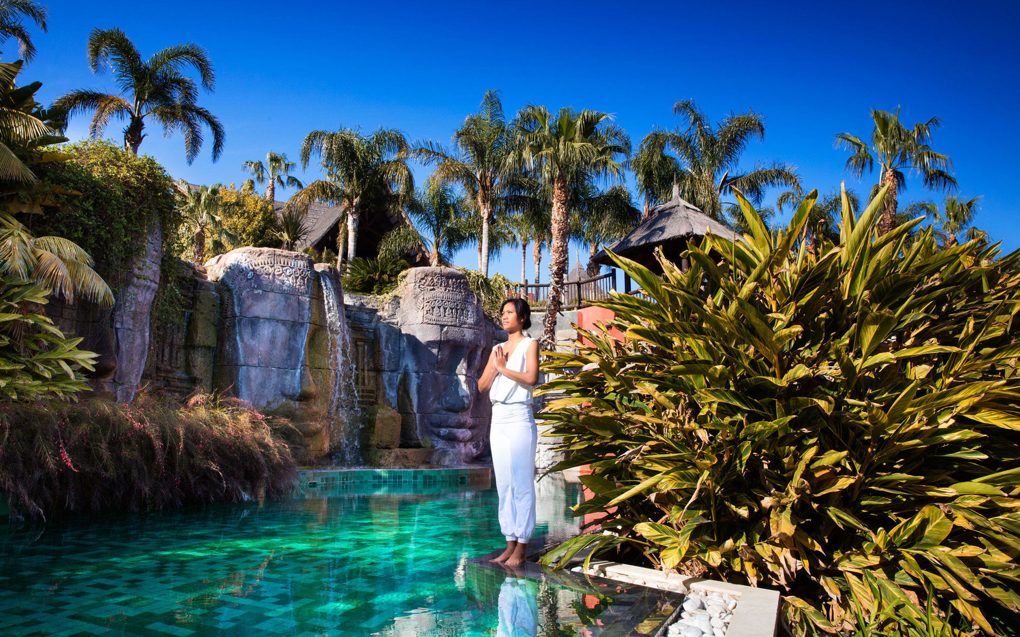 فندق إيشا جاردنز آند تاي سبا، إيه رويال هايدواي فينيسترات المرافق الصورة The Lagoon