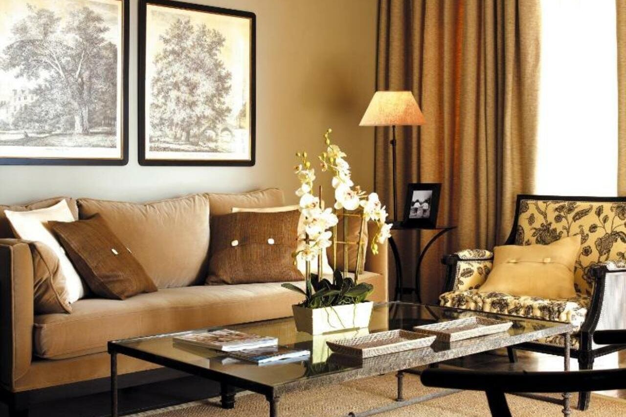 فندق إيشا جاردنز آند تاي سبا، إيه رويال هايدواي فينيسترات المظهر الخارجي الصورة A living room